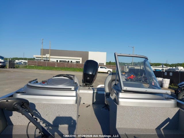 Crestliner Sport Angler 1650 2017 1MDAHAR10HA611377 Image 12