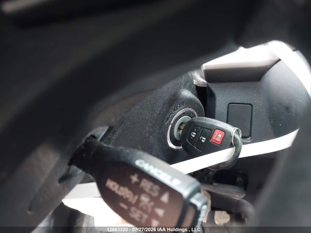 2018 Toyota Rav4 Le მანქანა იყიდება აუქციონზე, vin: 2T3ZFREV6JW502135, აუქციონის ნომერი: 12663320