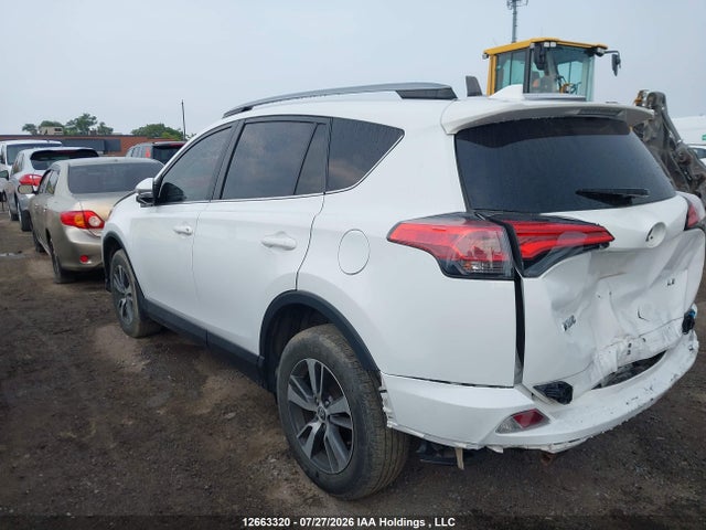 2018 Toyota Rav4 Le მანქანა იყიდება აუქციონზე, vin: 2T3ZFREV6JW502135, აუქციონის ნომერი: 12663320