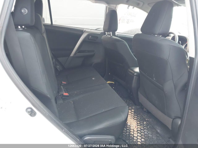 2018 Toyota Rav4 Le მანქანა იყიდება აუქციონზე, vin: 2T3ZFREV6JW502135, აუქციონის ნომერი: 12663320