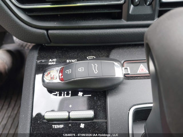 Porsche Macan T 2025 WP1AA2A54SLB14655 Image 11