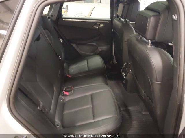 Продажа на аукционе авто 2025 Porsche Macan T, vin: WP1AA2A54SLB14655, номер лота: 12646075