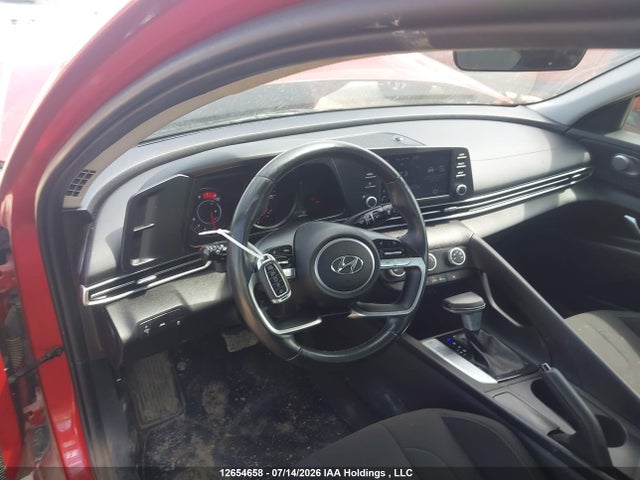12654658 :رقم المزاد ، KMHLM4AG2MU086782 vin ، 2021 Hyundai Elantra Preferred Ivt مزاد بيع