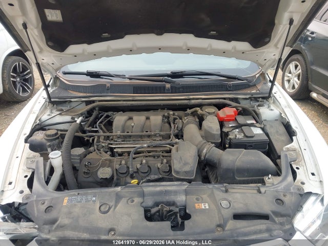 Ford Taurus Limited 2017 1FAHP2J81HG115908 Image 10