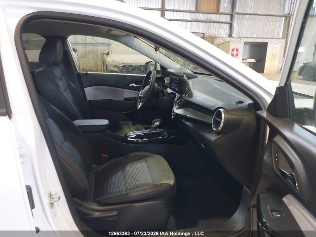 Chevrolet TRAX 1LT 2026 KL77LHE28TC069193 Image 5