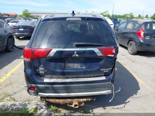 Mitsubishi Outlander Es 2017 JA4AZ2A30HZ601084 Image 16