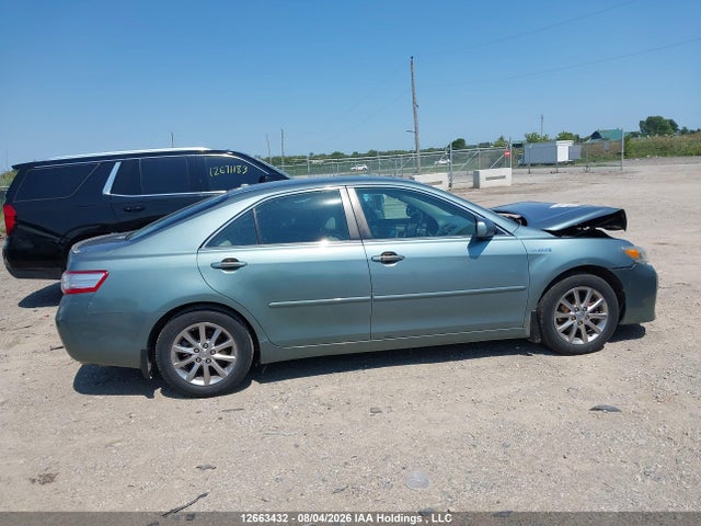 2011 Toyota Camry Hybrid მანქანა იყიდება აუქციონზე, vin: 4T1BB3EK3BU127511, აუქციონის ნომერი: 12663432