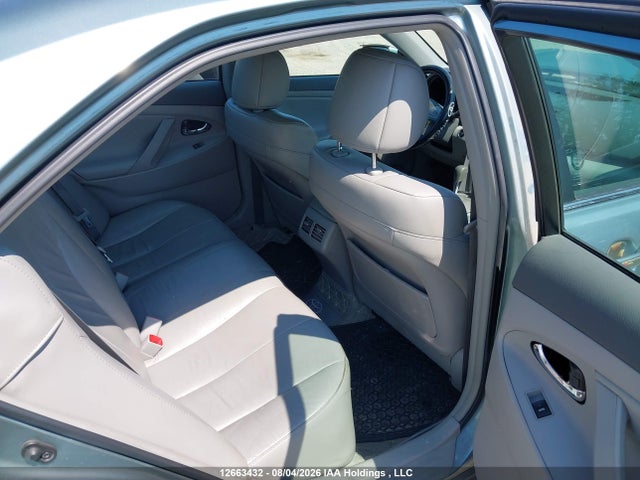 2011 Toyota Camry Hybrid მანქანა იყიდება აუქციონზე, vin: 4T1BB3EK3BU127511, აუქციონის ნომერი: 12663432
