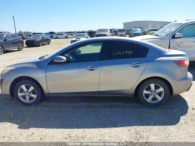 12663444 :رقم المزاد ، JM1BL1UF1B1434994 vin ، 2011 Mazda 3 I مزاد بيع