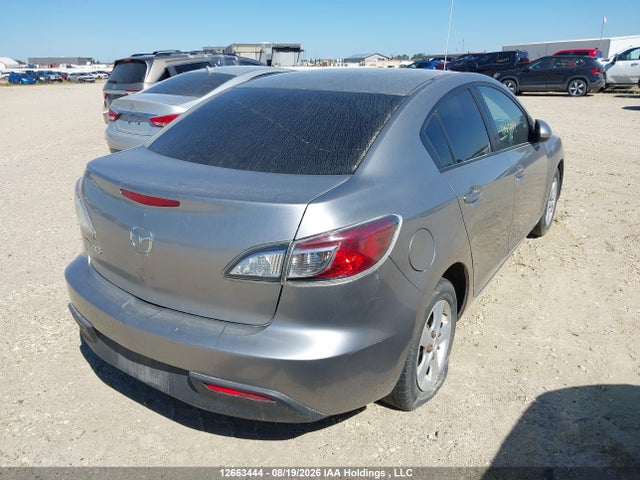12663444 :رقم المزاد ، JM1BL1UF1B1434994 vin ، 2011 Mazda 3 I مزاد بيع