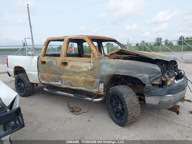 2004 Chevrolet Silverado K2500 Heavy Duty მანქანა იყიდება აუქციონზე, vin: 1GCHK23294F261569, აუქციონის ნომერი: 12663450