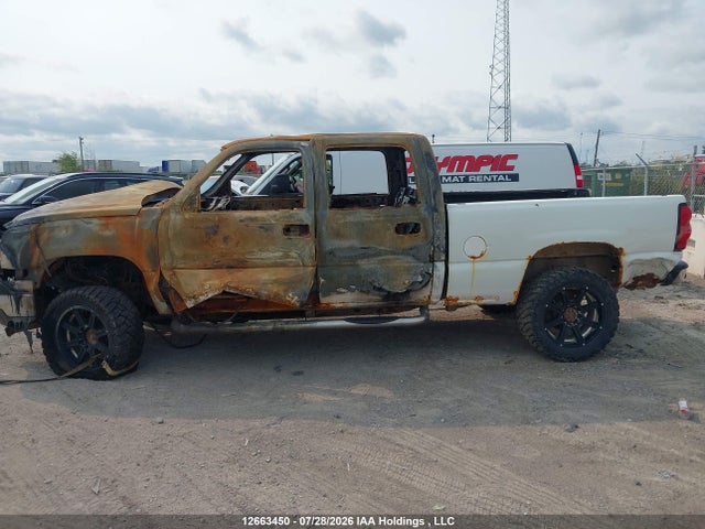 2004 Chevrolet Silverado K2500 Heavy Duty მანქანა იყიდება აუქციონზე, vin: 1GCHK23294F261569, აუქციონის ნომერი: 12663450