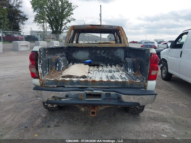 2004 Chevrolet Silverado K2500 Heavy Duty მანქანა იყიდება აუქციონზე, vin: 1GCHK23294F261569, აუქციონის ნომერი: 12663450
