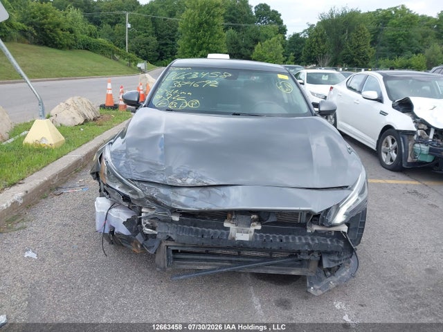 1N4BL4BW9NN384692 Nissan Altima 2.5 Se
