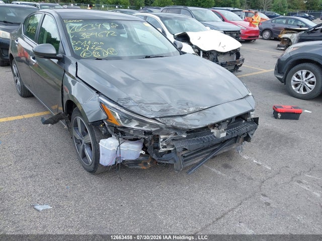 1N4BL4BW9NN384692 Nissan Altima 2.5 Se