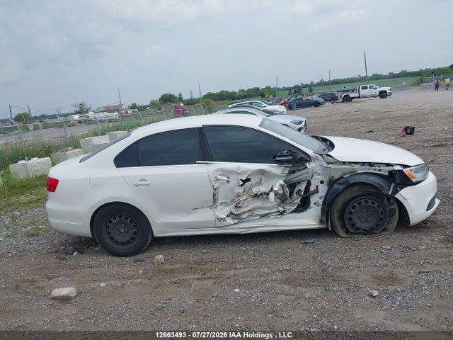 12663493 :رقم المزاد ، 3VWDP7AJ9DM375866 vin ، 2013 Volkswagen Jetta Se مزاد بيع