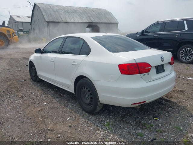 12663493 :رقم المزاد ، 3VWDP7AJ9DM375866 vin ، 2013 Volkswagen Jetta Se مزاد بيع