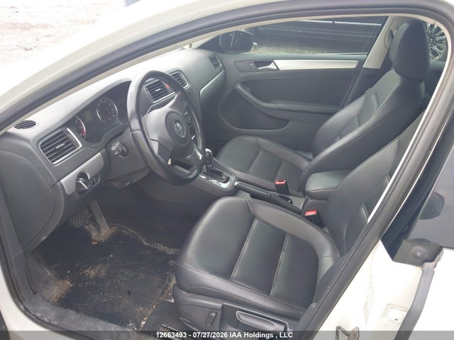 12663493 :رقم المزاد ، 3VWDP7AJ9DM375866 vin ، 2013 Volkswagen Jetta Se مزاد بيع