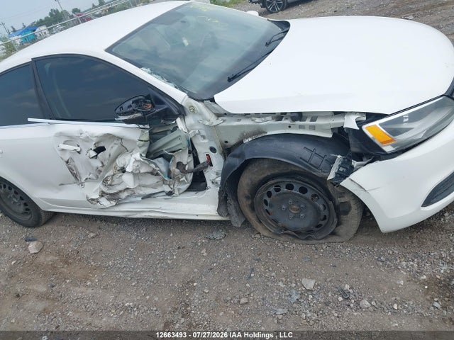 12663493 :رقم المزاد ، 3VWDP7AJ9DM375866 vin ، 2013 Volkswagen Jetta Se مزاد بيع