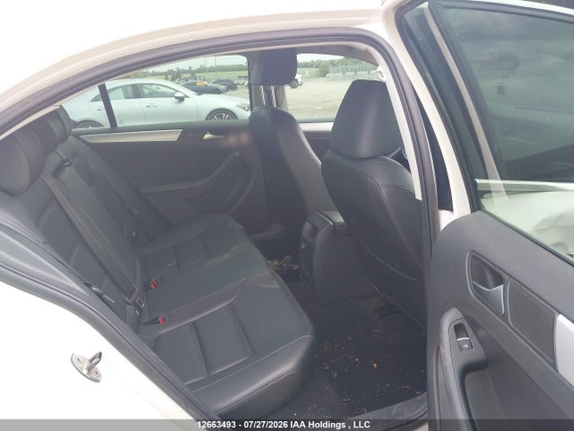 12663493 :رقم المزاد ، 3VWDP7AJ9DM375866 vin ، 2013 Volkswagen Jetta Se مزاد بيع