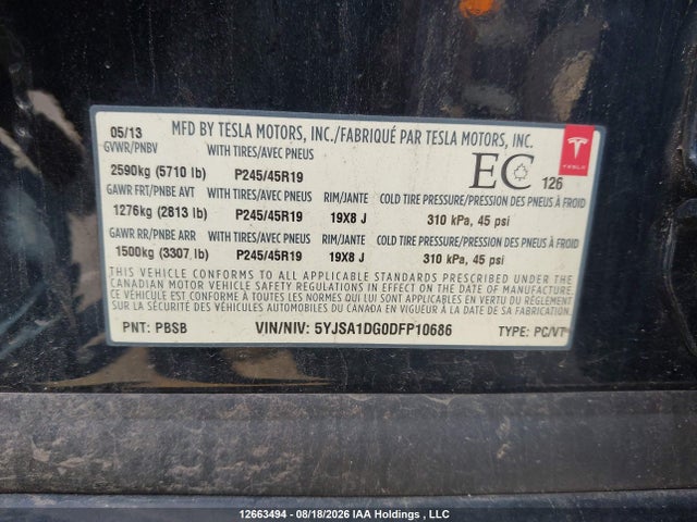 2013 Tesla Model S მანქანა იყიდება აუქციონზე, vin: 5YJSA1DG0DFP10686, აუქციონის ნომერი: 12663494