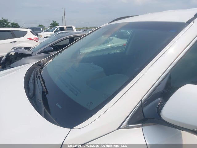 Продажа на аукционе авто 2017 Hyundai Santa Fe Xl, vin: KM8SNDHF5HU186113, номер лота: 12663499