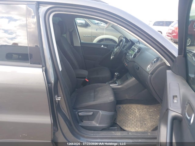 WVGHV3AX6EW544536 Volkswagen Tiguan Comfortline/trendline
