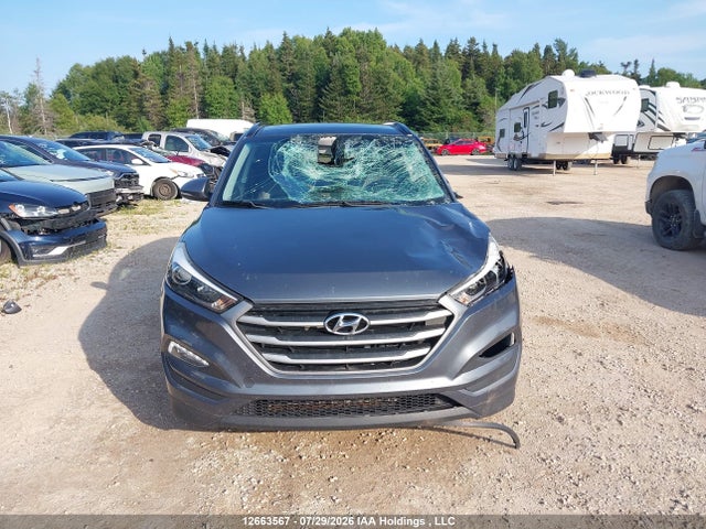 2017 Hyundai Tucson Limited/sport And Eco/se მანქანა იყიდება აუქციონზე, vin: KM8J3CA42HU278848, აუქციონის ნომერი: 12663567