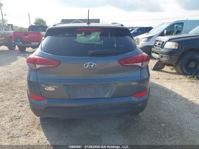 2017 Hyundai Tucson Limited/sport And Eco/se მანქანა იყიდება აუქციონზე, vin: KM8J3CA42HU278848, აუქციონის ნომერი: 12663567