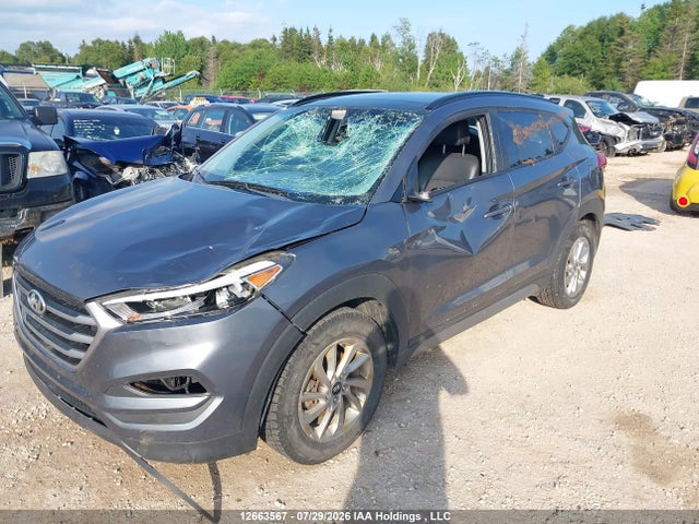 2017 Hyundai Tucson Limited/sport And Eco/se მანქანა იყიდება აუქციონზე, vin: KM8J3CA42HU278848, აუქციონის ნომერი: 12663567