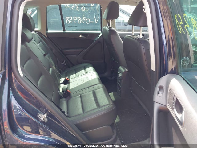 WVGNV7AX1HK038358 Volkswagen Tiguan