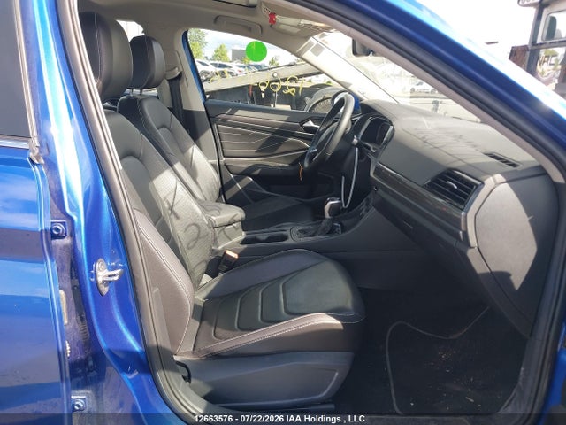 Продажа на аукционе авто 2022 Volkswagen Jetta Sel, vin: 3VWGM7BU5NM012349, номер лота: 12663576