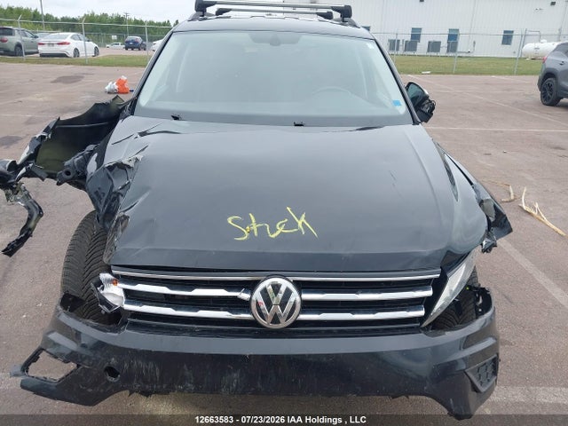 Продаж на аукціоні авто 2018 Volkswagen Tiguan Comfortline, vin: 3VV2B7AX2JM216696, номер лоту: 12663583