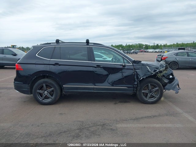 Продаж на аукціоні авто 2018 Volkswagen Tiguan Comfortline, vin: 3VV2B7AX2JM216696, номер лоту: 12663583