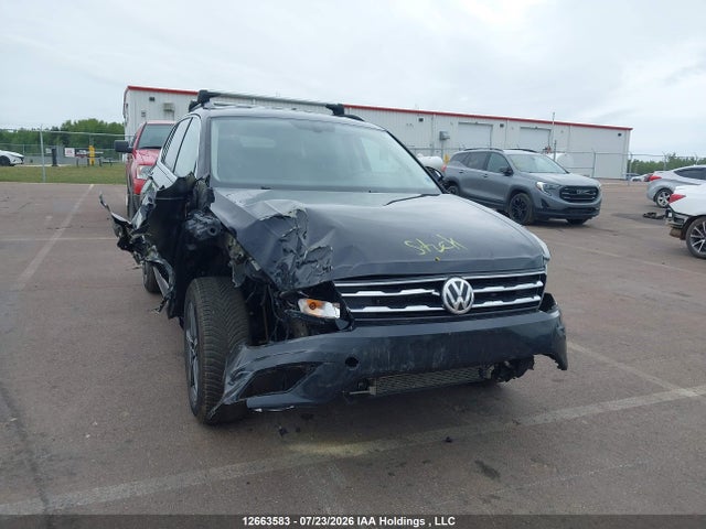 Продаж на аукціоні авто 2018 Volkswagen Tiguan Comfortline, vin: 3VV2B7AX2JM216696, номер лоту: 12663583