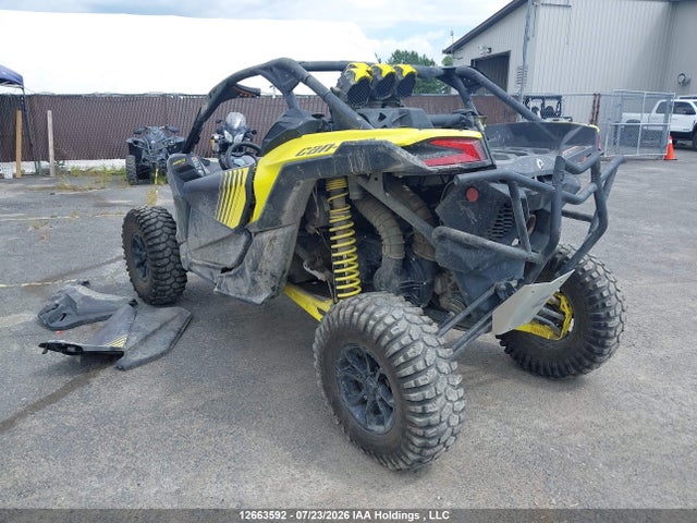 2018 Can-am Maverick X3 X Mr Turbo მანქანა იყიდება აუქციონზე, vin: 3JBVRAY28JK000252, აუქციონის ნომერი: 12663592