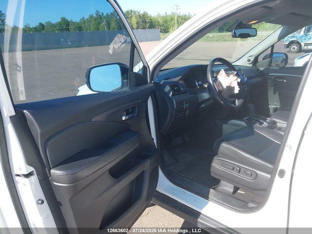 Honda PILOT EXLN 2017 5FNYF6H74HB506305 Image 20