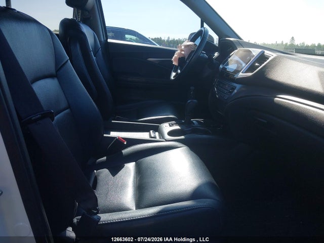 Honda PILOT EXLN 2017 5FNYF6H74HB506305 Image 5