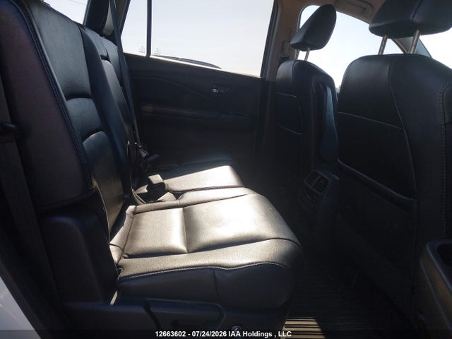 Honda PILOT EXLN 2017 5FNYF6H74HB506305 Image 8