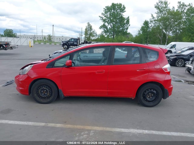 Продажа на аукционе авто 2013 Honda Fit Lx, vin: LUCGE8H55D3009551, номер лота: 12663615