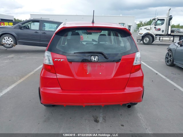Продажа на аукционе авто 2013 Honda Fit Lx, vin: LUCGE8H55D3009551, номер лота: 12663615