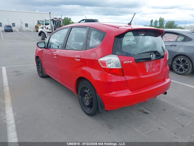 Продажа на аукционе авто 2013 Honda Fit Lx, vin: LUCGE8H55D3009551, номер лота: 12663615