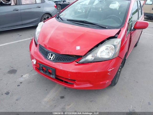 Продажа на аукционе авто 2013 Honda Fit Lx, vin: LUCGE8H55D3009551, номер лота: 12663615