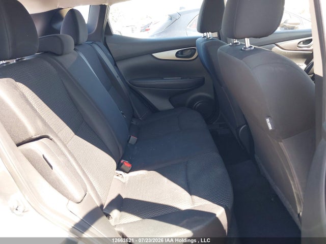 JN1BJ1AW8PW115163 Nissan Qashqai S