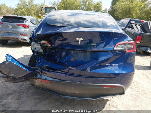 Tesla Model Y 2024 7SAYGDEE5RF067219 Image 16