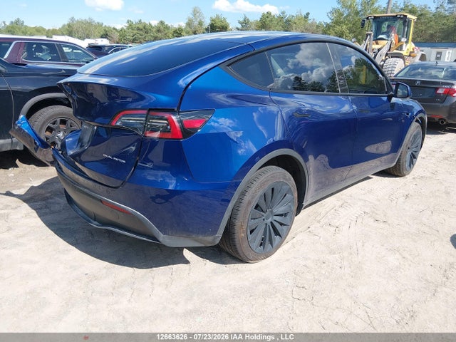 Tesla Model Y 2024 7SAYGDEE5RF067219 Image 4