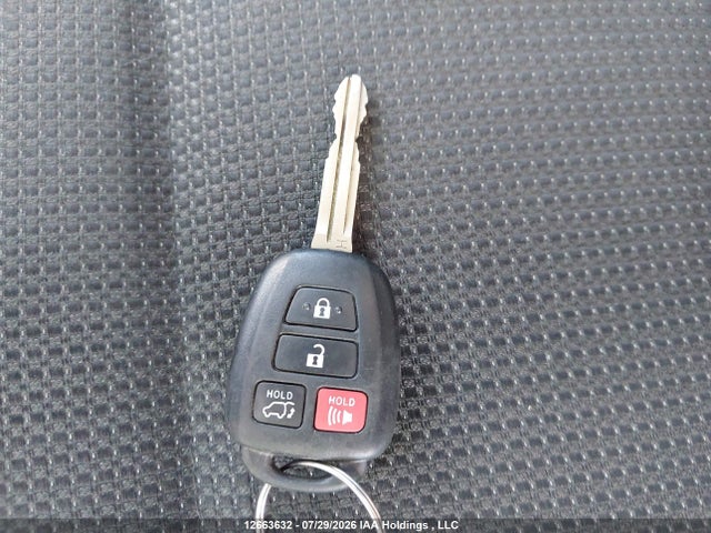 2T3RFREV9HW546463 Toyota Rav4 Xle