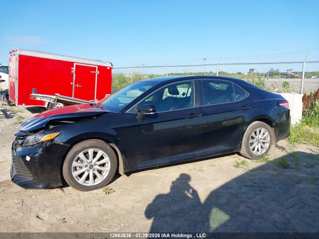 Продажа на аукционе авто 2018 Toyota Camry Hybrid, vin: 4T1B31HK0JU003742, номер лота: 12663636