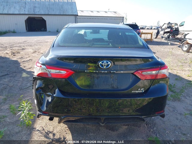 Продажа на аукционе авто 2018 Toyota Camry Hybrid, vin: 4T1B31HK0JU003742, номер лота: 12663636