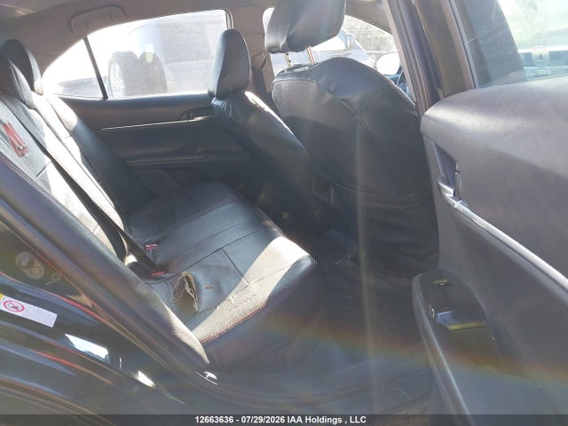 Продажа на аукционе авто 2018 Toyota Camry Hybrid, vin: 4T1B31HK0JU003742, номер лота: 12663636